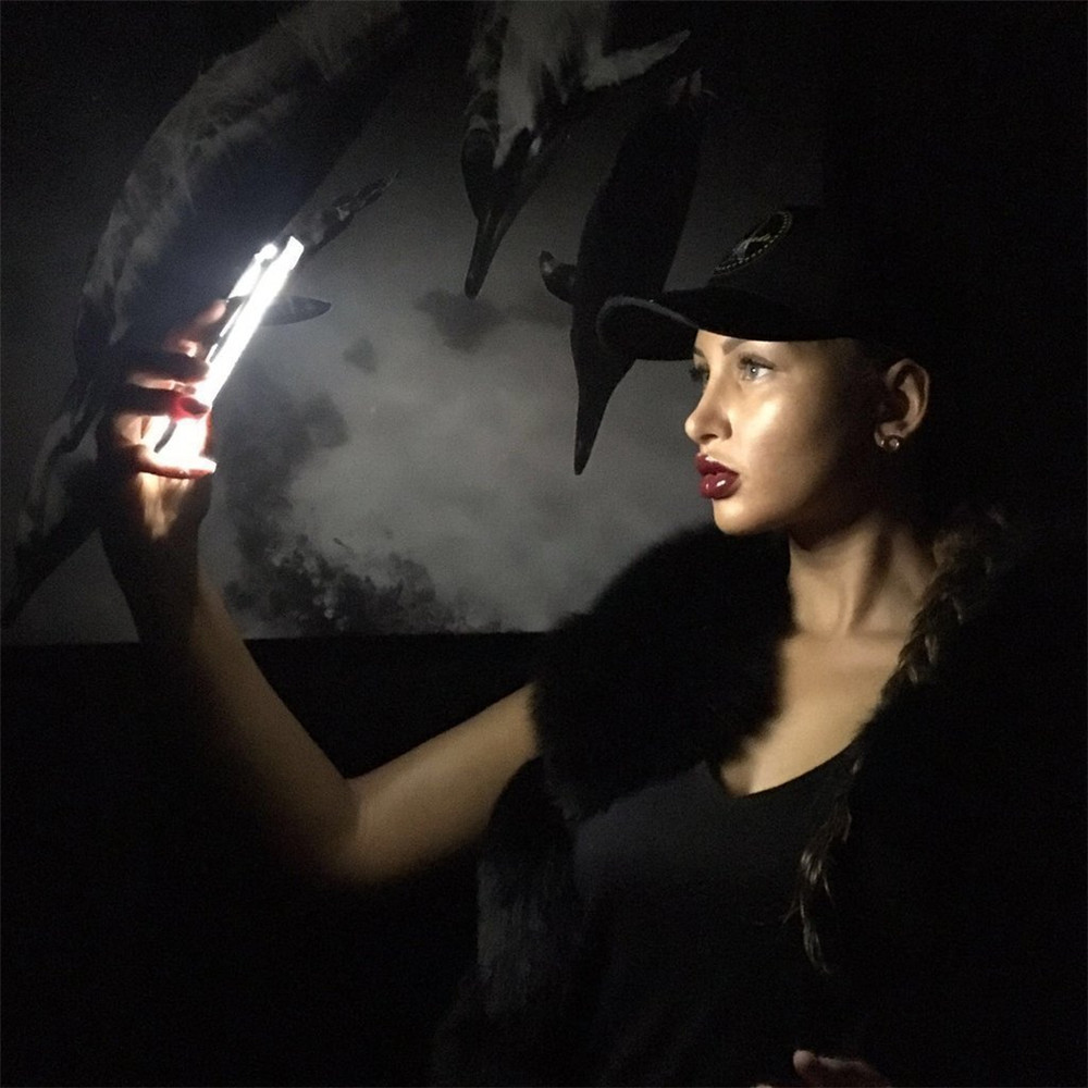 Anti-Skid Emitting Hard Back Shell Fashion Selfie LED Flash Light Phone for iPhone X Case Anti-Skid Emitting Hard Back Shell Fashion Selfie LED Flash Light Phone for iPhone X Case