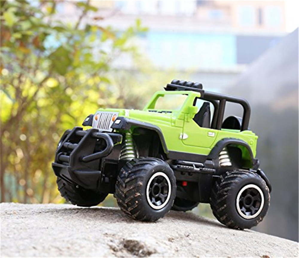 1:43 Remote Control Off-road Vehicle SUV Toy 1:43 Remote Control Off-road Vehicle SUV Toy