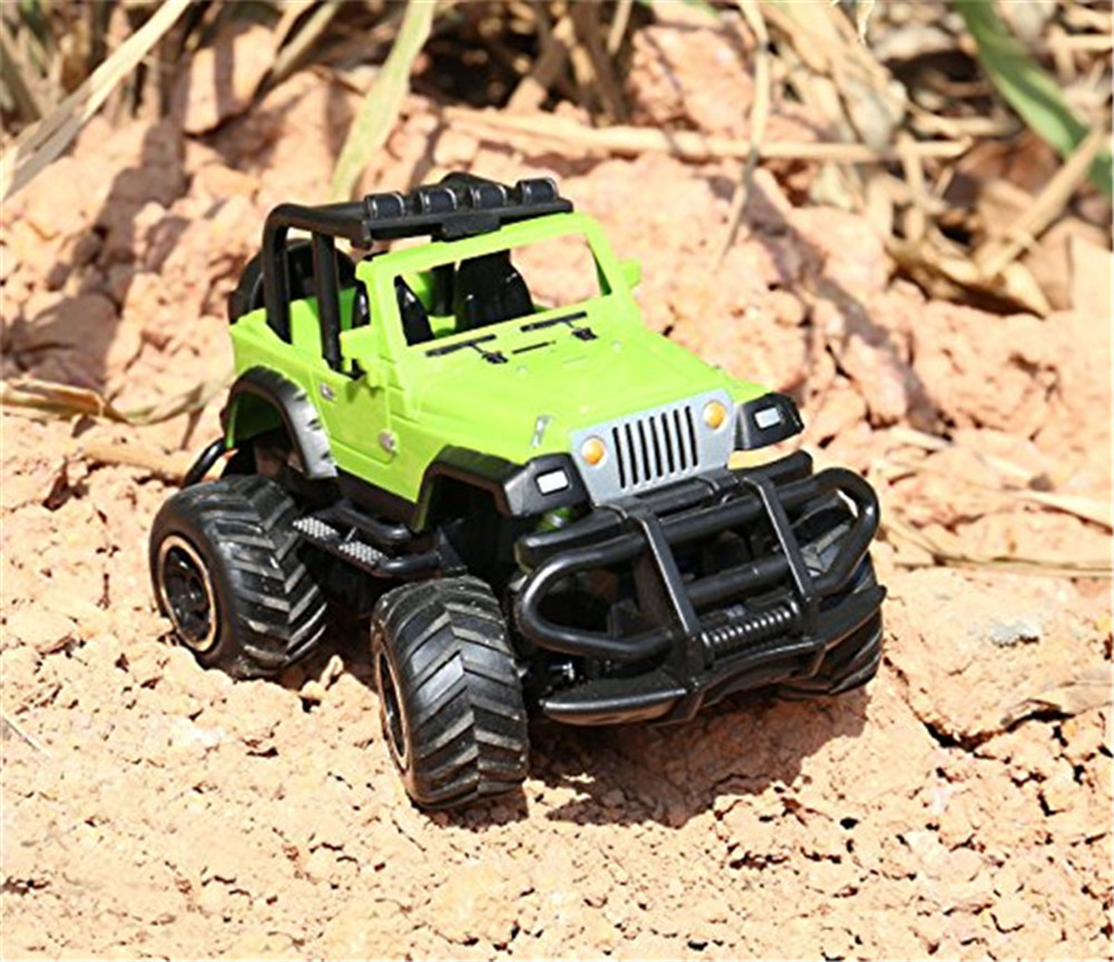 1:43 Remote Control Off-road Vehicle SUV Toy 1:43 Remote Control Off-road Vehicle SUV Toy