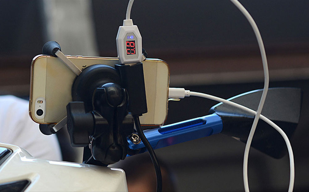 CS - 328 X Type Motorcycle Phone Holder USB Socket Power Outlet Charger CS - 328 X Type Motorcycle Phone Holder USB Socket Power Outlet Charger