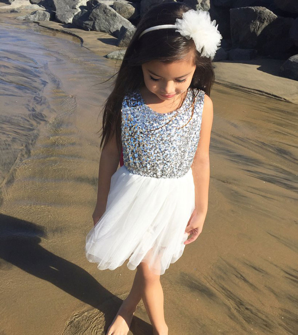 Cute Girls Sequins Lace Jumper Skirt with Bowknot