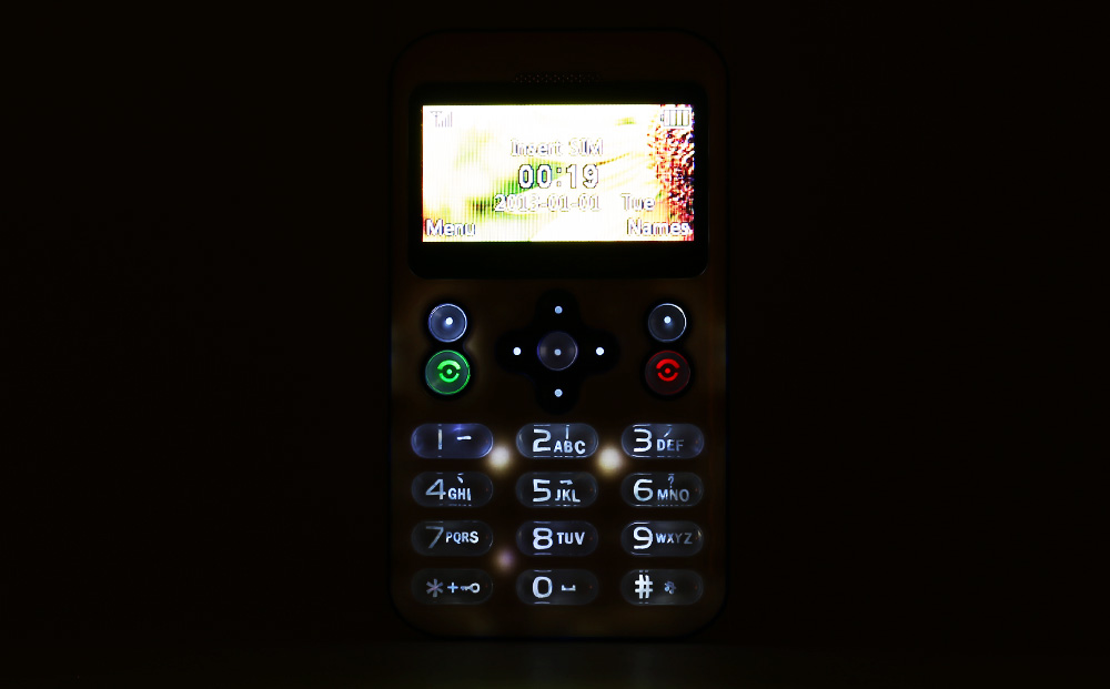 MELROSE M6 1.70 inch Pocket Card Phone Camera Bluetooth MP3 Playback FM Alarm Recorder Calender