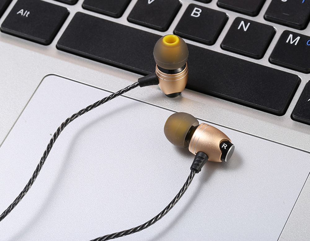LZ - Z03A HiFi Music In-ear Earphones Mic Song Switch Fashionable Design LZ - Z03A HiFi Music In-ear Earphones Mic Song Switch Fashionable Design