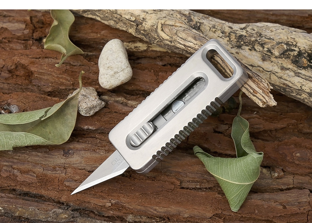 EDCGEAR Outdoor Mini Titanium Alloy Utility Retractable Razor Sharp Cutter Pocket Knife EDCGEAR Outdoor Mini Titanium Alloy Utility Retractable Razor Sharp Cutter Pocket Knife