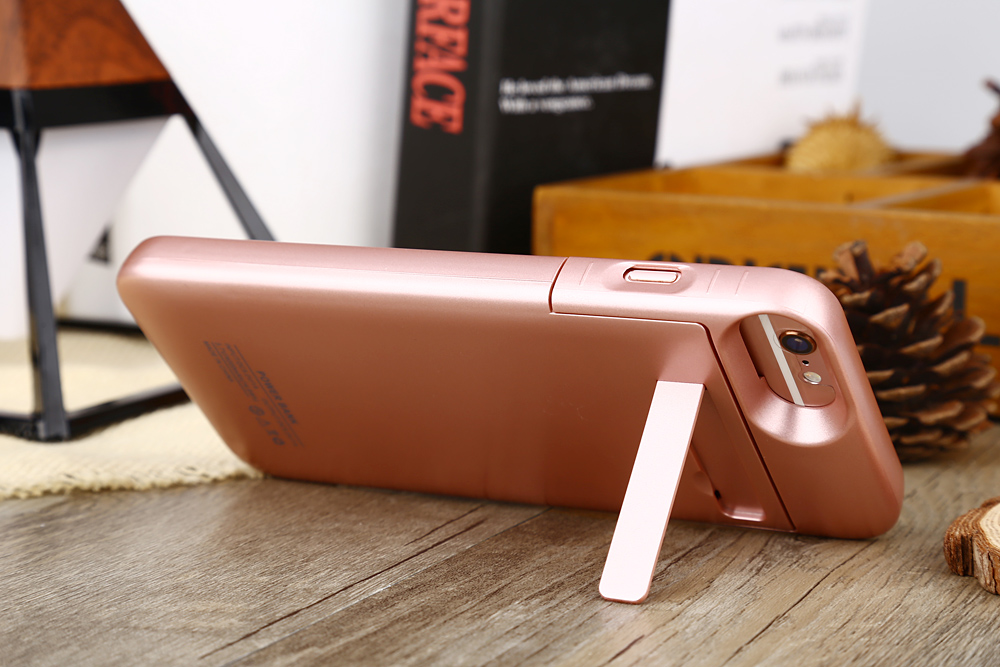 4000mAh External Battery Power Bank Charger Cover with Kickstand for iPhone 6 Plus / 6S Plus / 7 Plus 5.5 inch 4000mAh External Battery Power Bank Charger Cover with Kickstand for iPhone 6 Plus / 6S Plus / 7 Plus 5.5 inch