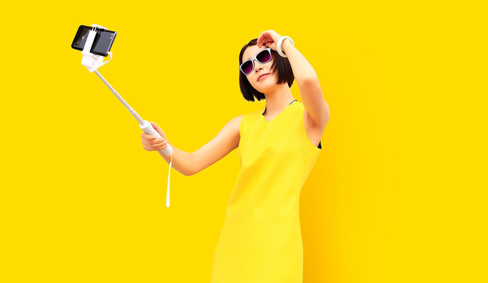 Original Xiaomi Wire Control Selfie Stick Monopod Camera Shutter 270 Degree Rotation Original Xiaomi Wire Control Selfie Stick Monopod Camera Shutter 270 Degree Rotation