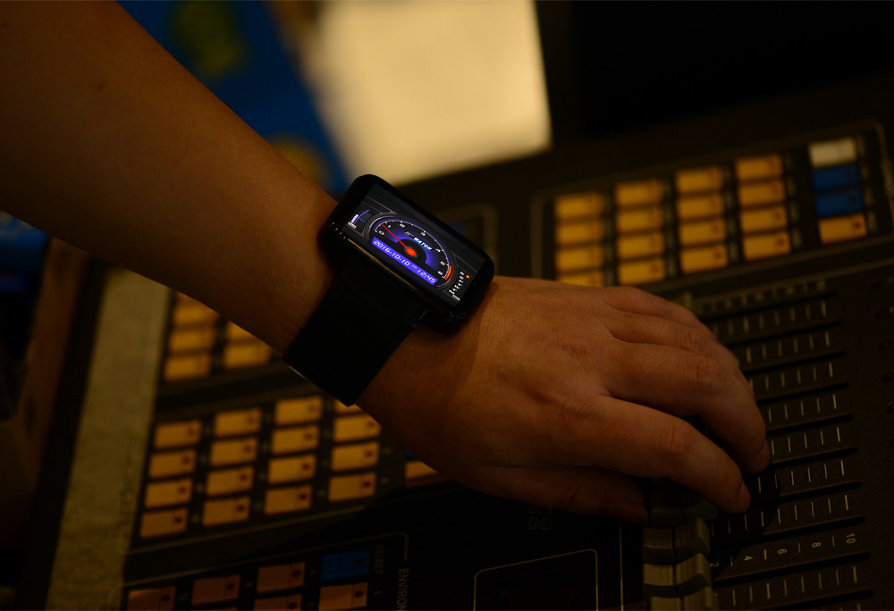 smartwatch domino dm98