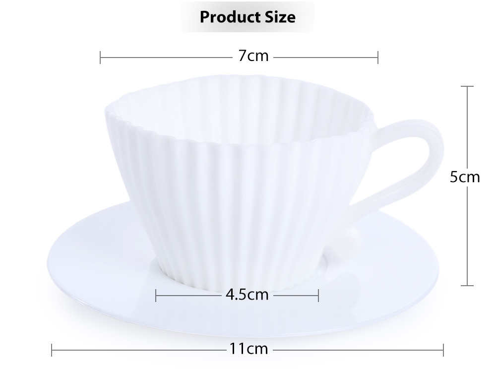 4pcs Silicone Cupcake Muffin Baking Mold Cups with Tea Saucers 4pcs Silicone Cupcake Muffin Baking Mold Cups with Tea Saucers