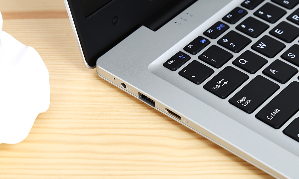 Jumper EZBOOK 3 Notebook 14.1 inch Windows 10 Home Intel Apollo Lake N3350 Dual Core 1.1GHz 4GB RAM 64GB eMMC Camera